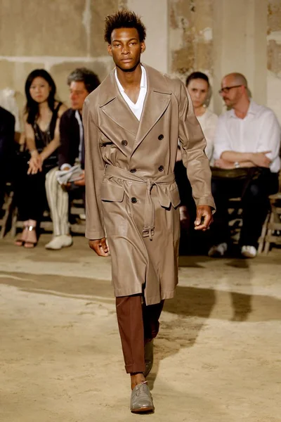 Look 6